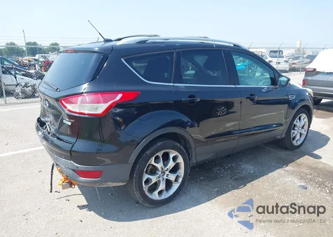 2013 Ford Escape Titanium z USA, uszkodzony, nr VIN 1FMCU0J95DUC54635
